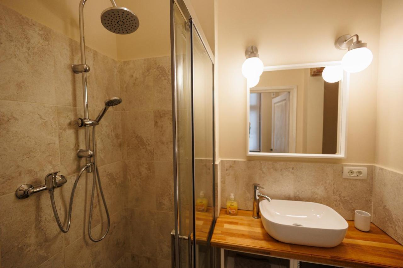 Jolie Flat In The Heart Of The City Timişoara Eksteriør billede